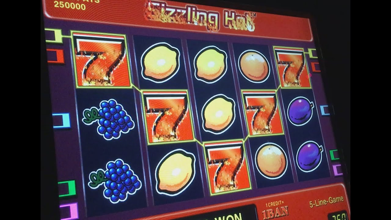 Mga reel ng slot machine na Sizzling Hot